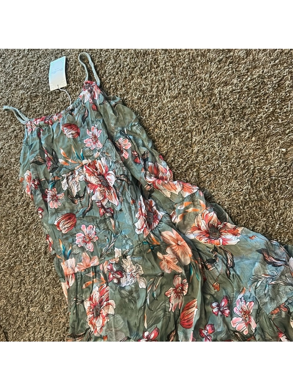 Floral Green Maxi Sundress with Spaghetti Straps 🌹